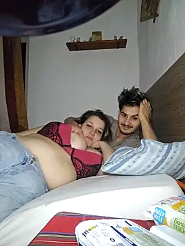 Snapshot of leyaDeea chatting on December 2025 05:10:02 PM leyaDeea online show from December 2025 05:10:02 PM