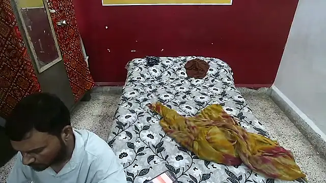 Lovelycouple25 online show from April 2026 06:52:01 AM