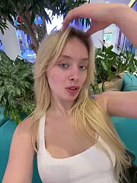 SunnyShiney online show from June 2026 05:51:01 PM