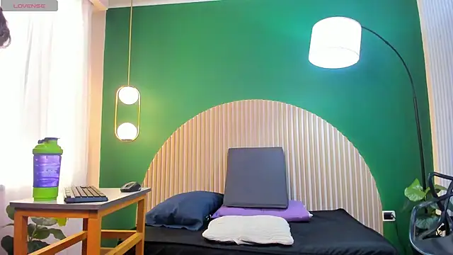 dahianeconnor online show from March 2026 11:38:01 AM