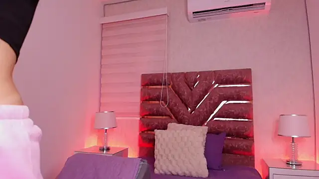Snapshot of sofia_go_ chatting on July 2026 11:58:01 AM sofia go online show from July 2026 11:58:01 AM