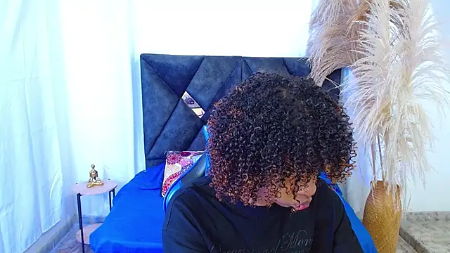 angelll18  online show from March 2026 09:03:02 PM