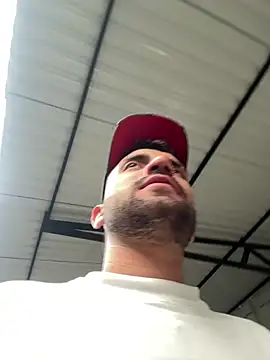 jamess 0 online show from April 2026 10:26:02 PM