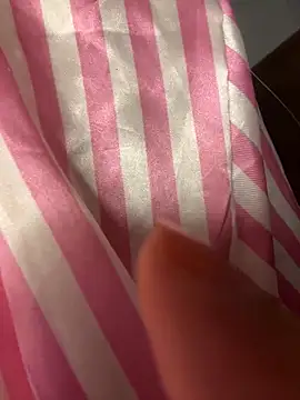 privsloirinha online show from March 2026 12:38:01 AM