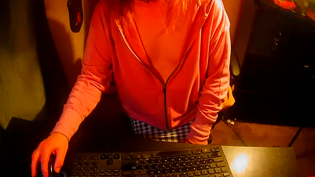 GoodGirlKelly online show from March 2026 12:05:01 AM