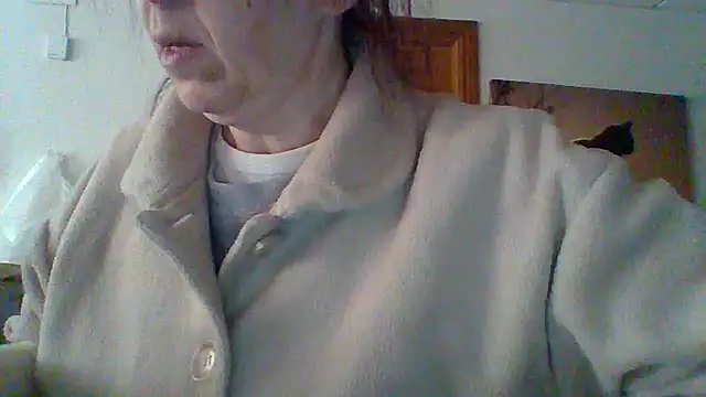 Lunamaya7 online show from January 2026 03:49:02 PM