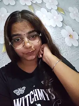 Himani 0122 online show from June 2026 08:27:01 AM