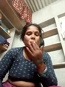 Shreya pandit online show from March 2026 06:42:02 PM