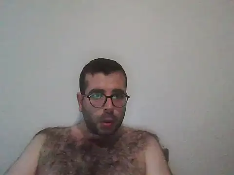 Snapshot of kkadam1 chatting on July 2026 04:51:01 PM kkadam1 online show from July 2026 04:51:01 PM