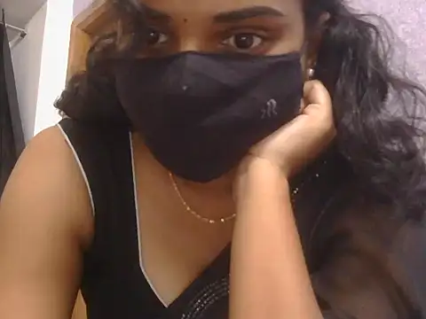 its me love9951 online show from May 2026 05:23:02 PM