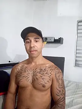 Snapshot of Felipe4848 chatting on April 2026 01:06:02 AM Felipe4848 online show from April 2026 01:06:02 AM