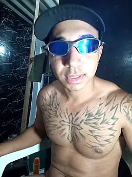 Snapshot of Felipe4848 chatting on April 2026 11:46:01 PM Felipe4848 online show from April 2026 11:46:01 PM