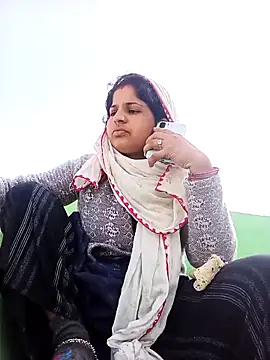 Snapshot of Simakchi_bhabi chatting on December 2025 06:20:02 AM Simakchi bhabi online show from December 2025 06:20:02 AM