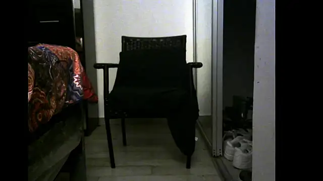 Snapshot of 3LEGSSS chatting on July 2026 12:06:02 AM 3LEGSSS online show from July 2026 12:06:02 AM