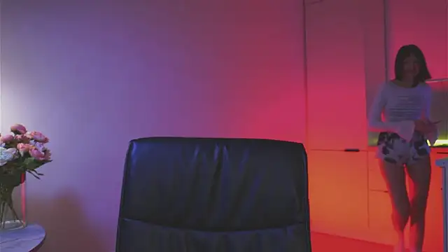 Leyla crsh online show from April 2026 05:29:01 AM