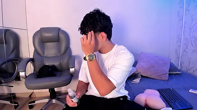  TaylorBlack online show from February 2026 11:44:02 AM