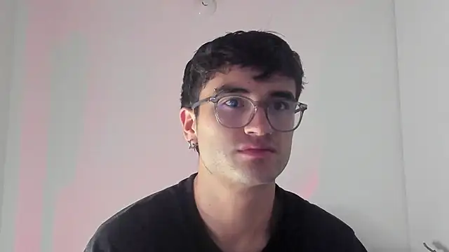 charlie dicker online show from April 2026 02:21:01 PM
