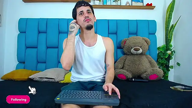 boy Dirty X online show from April 2026 05:18:02 AM