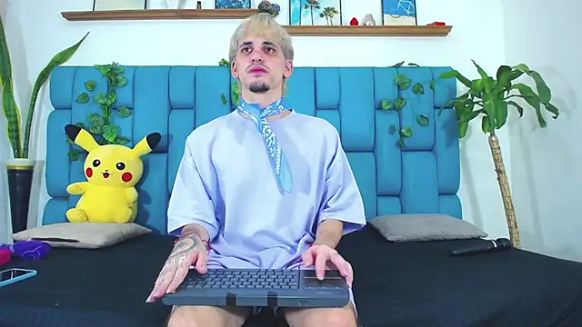 Snapshot of boy_Dirty_X chatting on July 2026 05:11:01 AM boy Dirty X online show from July 2026 05:11:01 AM