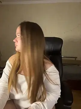 CaramelleSugarr online show from April 2026 07:16:01 PM