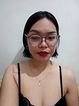 lwkfine online show from December 2025 07:43:02 PM