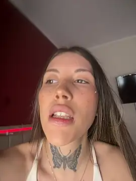 saphirafox online show from March 2026 01:39:02 PM