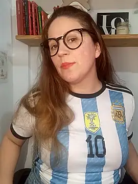 Snapshot of SofiEsteves chatting on June 2026 03:24:02 PM SofiEsteves online show from June 2026 03:24:02 PM