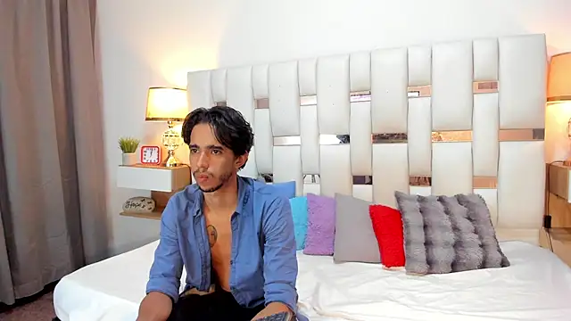 AndyKings 1 online show from April 2026 04:13:02 AM