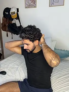 Snapshot of Thelovers666 chatting on December 2025 03:18:02 PM Thelovers666 online show from December 2025 03:18:02 PM