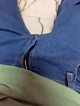 AqueousCrepe online show from February 2026 12:57:01 PM