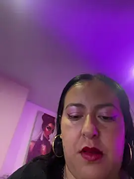Snapshot of evelyn_harpeery chatting on July 2026 11:05:01 AM evelyn harpeery online show from July 2026 11:05:01 AM