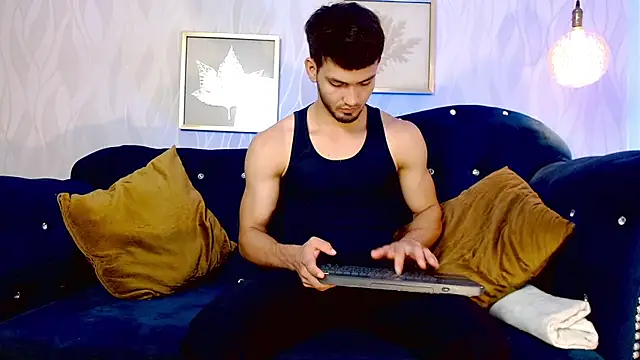 Snapshot of HarryFosster chatting on June 2026 06:36:02 PM HarryFosster online show from June 2026 06:36:02 PM