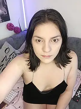 paulina coxx online show from April 2026 12:08:02 PM