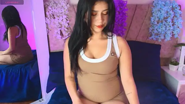 Snapshot of hannaa_cute chatting on May 2026 12:19:02 AM hannaa cute online show from May 2026 12:19:02 AM