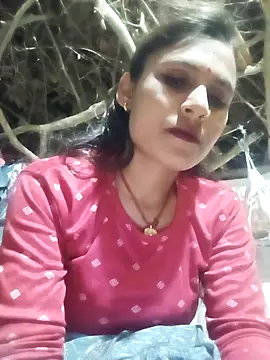 Cuty priti online show from April 2026 05:48:02 PM