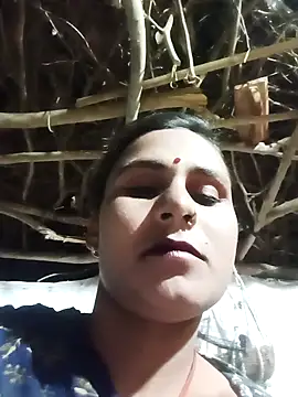 Cuty priti online show from April 2026 05:39:02 PM