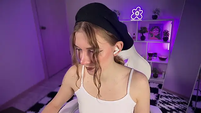 KellySunn online show from April 2026 08:06:01 AM