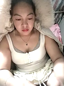 Lucky cutee online show from January 2026 11:25:01 PM