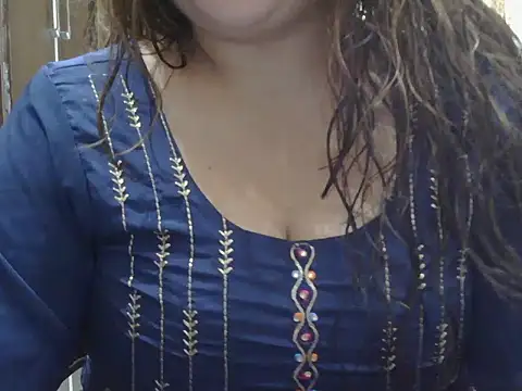 navdeepkour online show from April 2026 04:56:01 AM