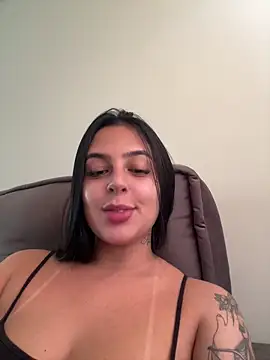 jujuarantes  2026 online show from April 2026 01:26:02 PM