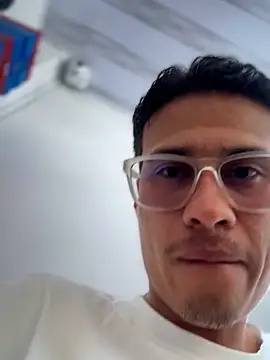 Latin Paisa Boy online show from March 2026 08:37:02 PM