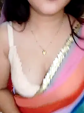 Saumyy online show from April 2026 05:52:02 PM