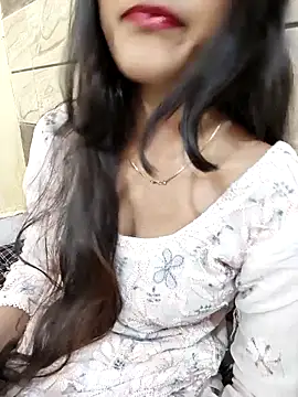 Yours-Zeenat online show from April 2026 09:48:02 AM