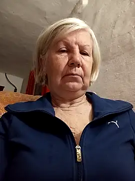 KlaudiaDarling online show from February 2026 11:14:01 PM