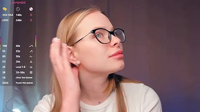 Icehoneybyte online show from February 2026 07:01:01 AM