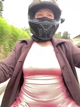 Scarlet auraa online show from March 2026 05:20:01 PM