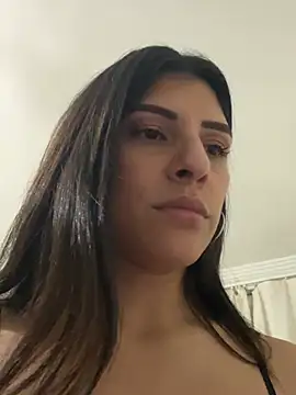 Snapshot of moronoiroficial chatting on May 2026 11:54:02 PM moronoiroficial online show from May 2026 11:54:02 PM
