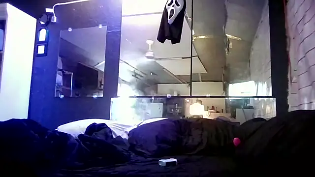 Snapshot of Bigbrowneyes25 chatting on March 2026 06:32:01 PM Bigbrowneyes25 online show from March 2026 06:32:01 PM