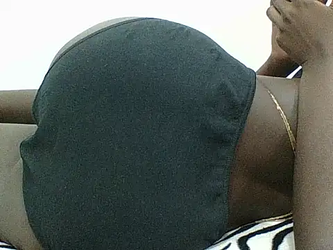 stripchatshaz online show from April 2026 06:30:01 PM