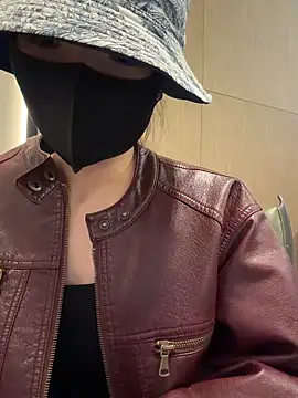 ZJbaby online show from March 2026 01:01:01 PM